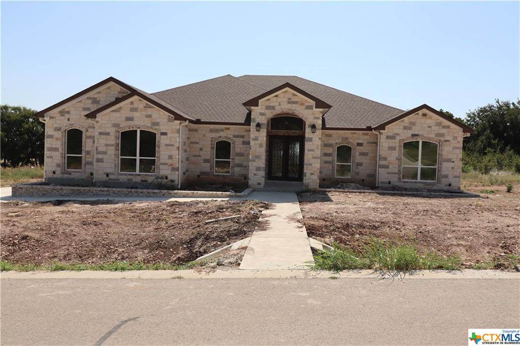 608 Creekside Drive - Photo 1