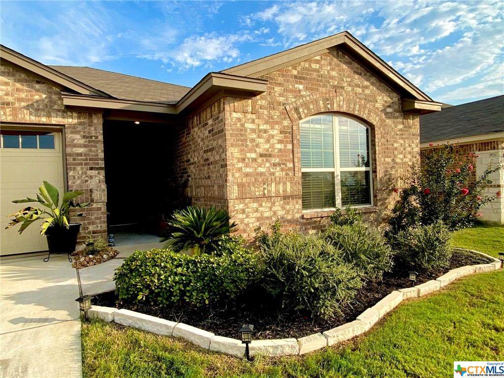 112 Sage Meadows Drive - Photo 1