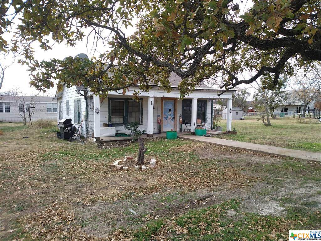 209 Live Oak Street - Photo 1