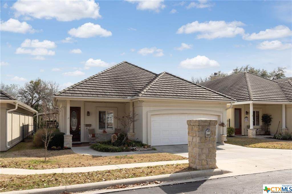 2224 Garden Court - Photo 1