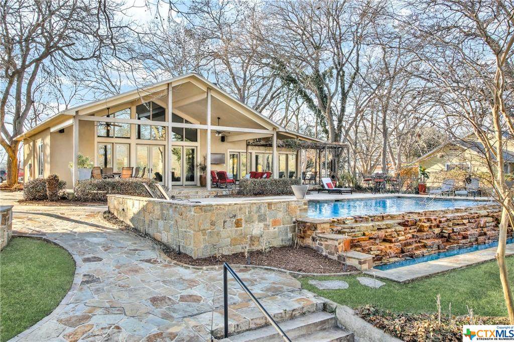 525 Lake Placid Drive - Photo 1