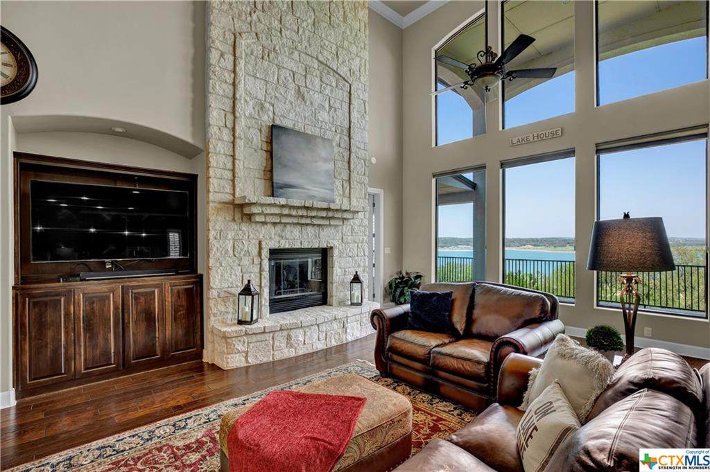 2517 Glenn Drive - Photo 1