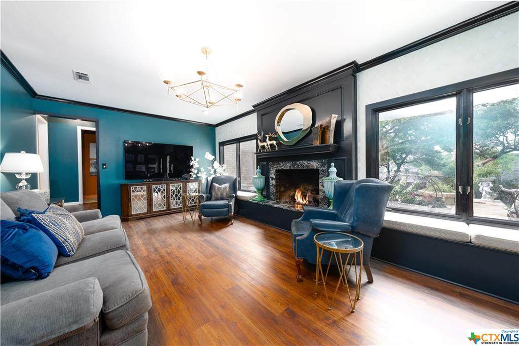 3200 Oakridge Drive - Photo 1