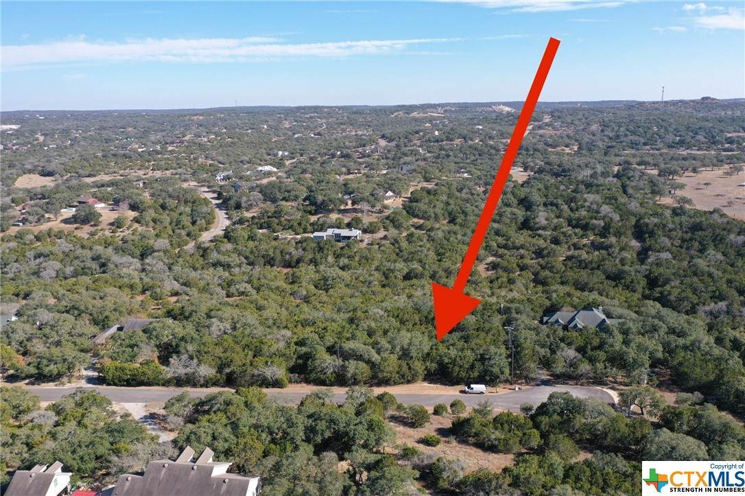 9007 Eagles View - Photo 1