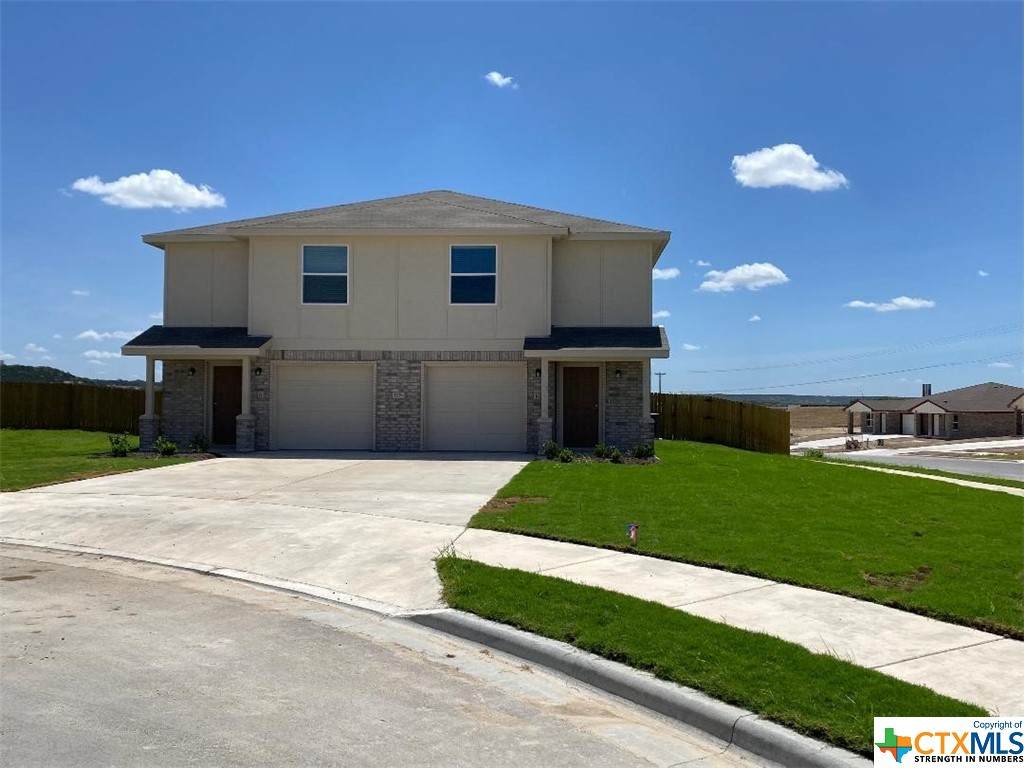 1708 Montell Street - Photo 1