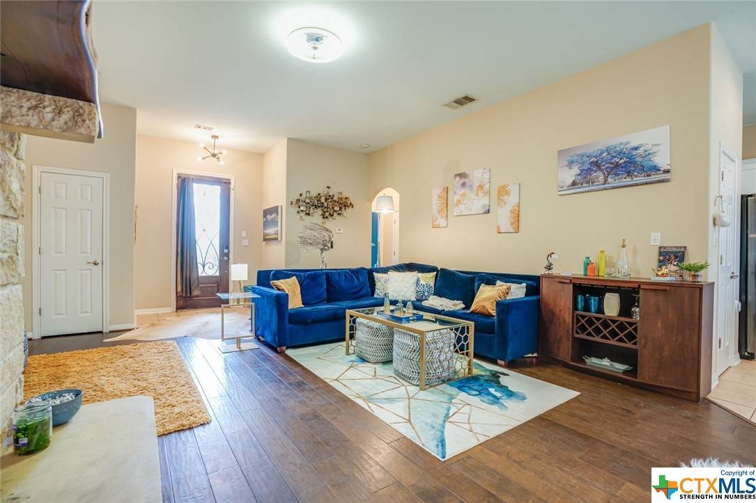 712 Northern Red Oak Lane - Photo 1