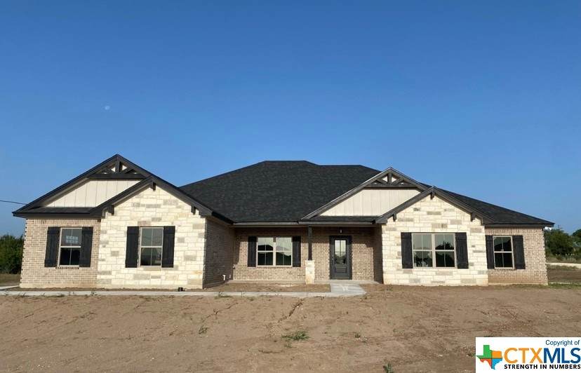 5471 County Road 3300 - Photo 1