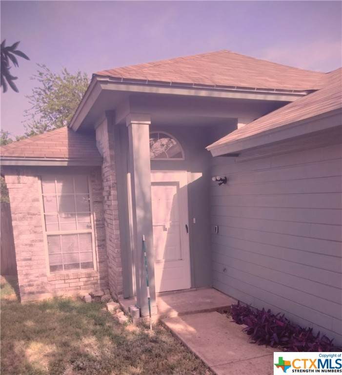 1304 Fox Creek Drive - Photo 1