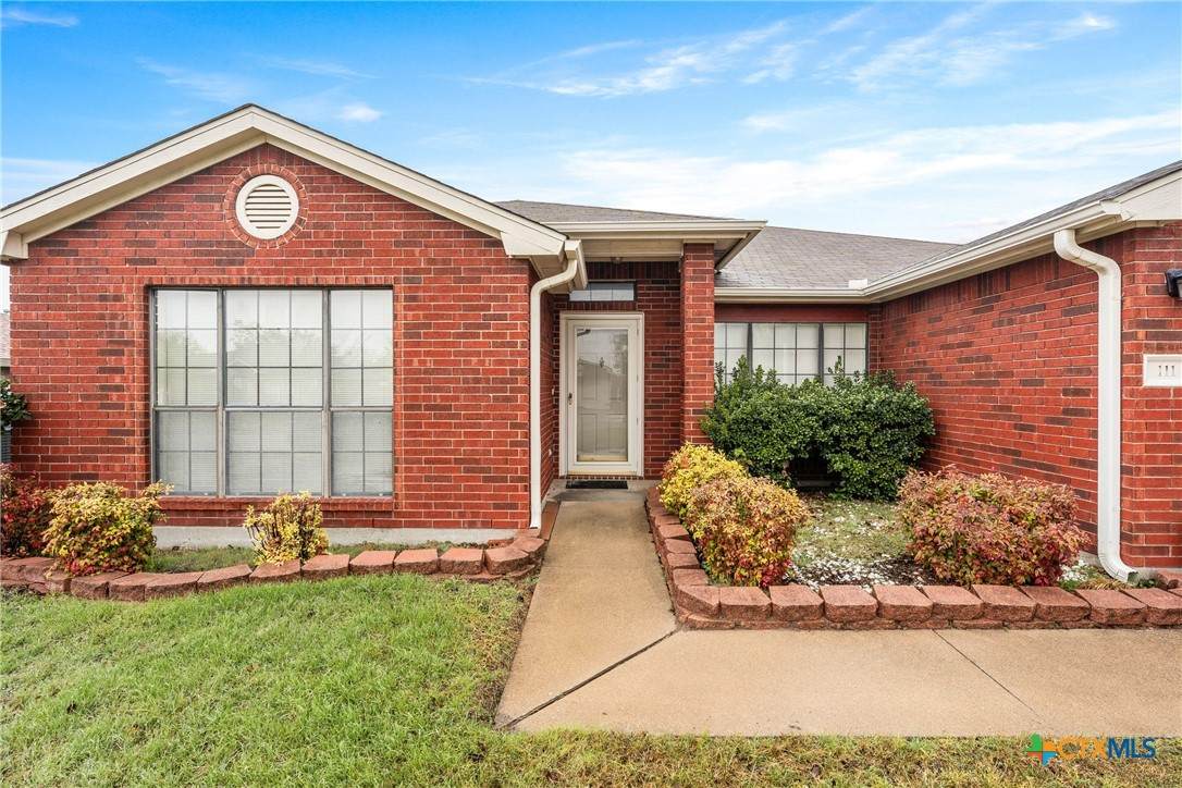 111 Quapaw Drive - Photo 1