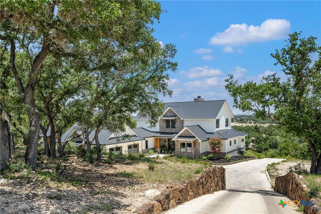 324 Ridge Point - Photo 1