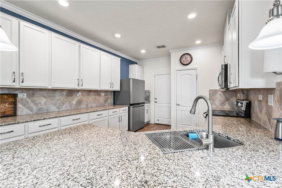 2095 Shire Meadows - Photo 1