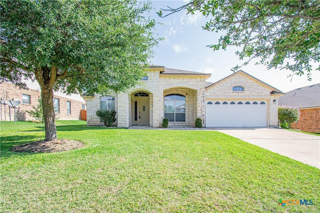 219 Scarlet Lane - Photo 1