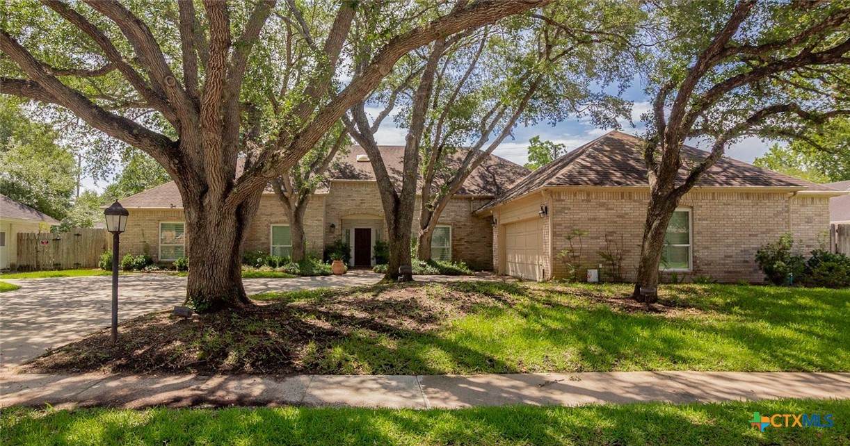 6013 Country Club Drive - Photo 1