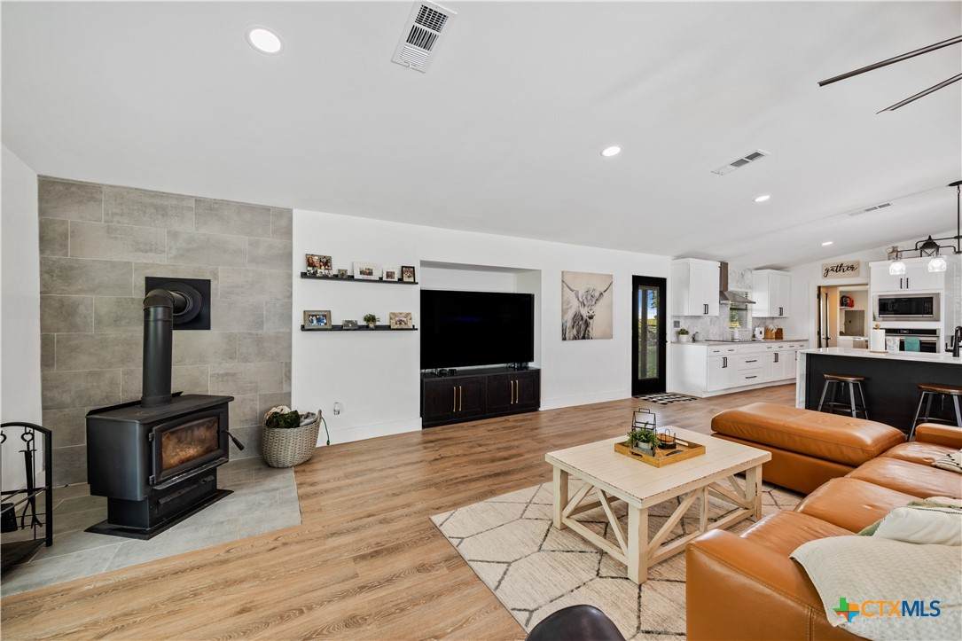 559 Private Road 929 And 501 S. Main St - Photo 1