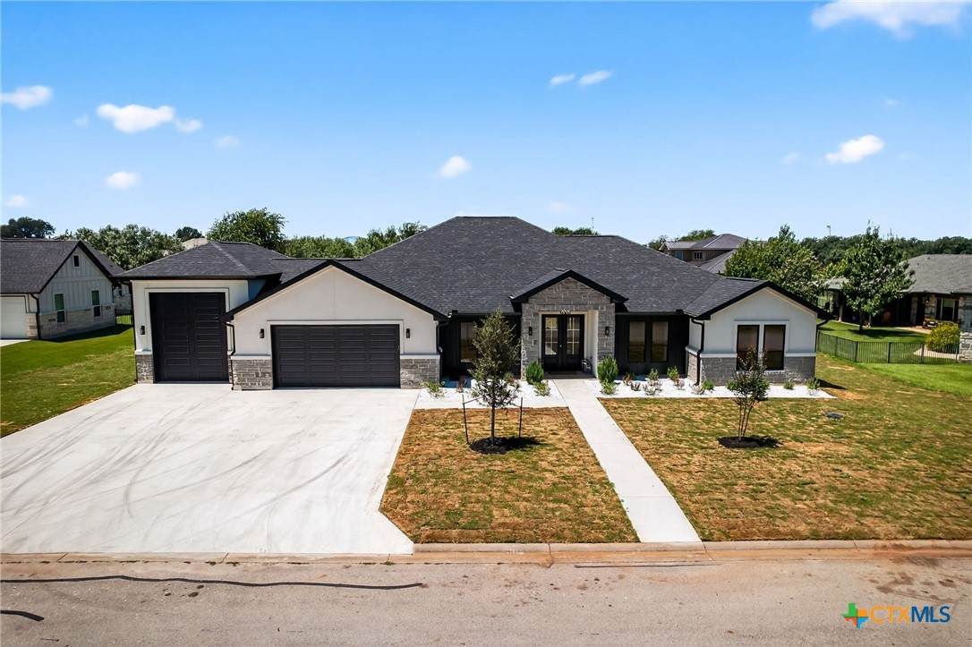 103 Still Meadow Drive - Photo 1