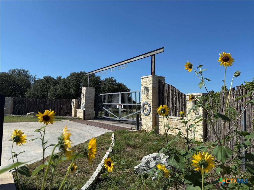 58 Longview Drive - Photo 1