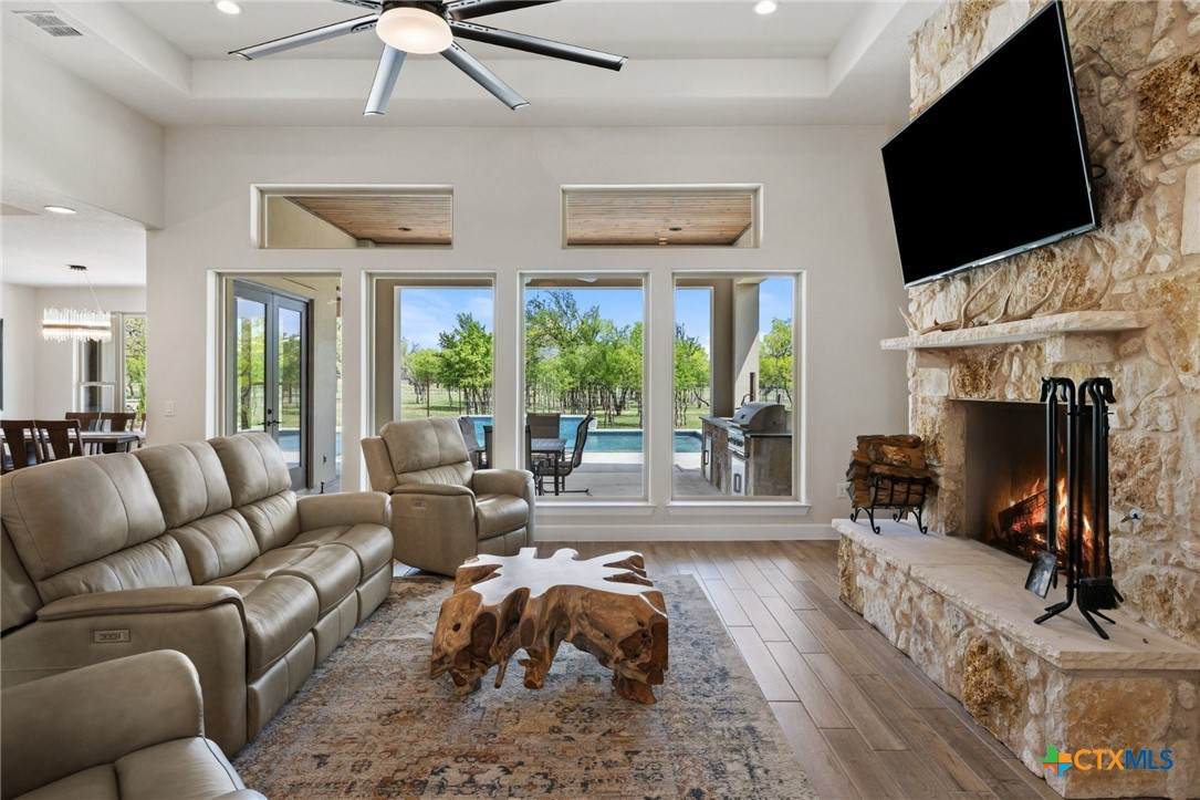 10900 Ranch Road 1323 - Photo 1