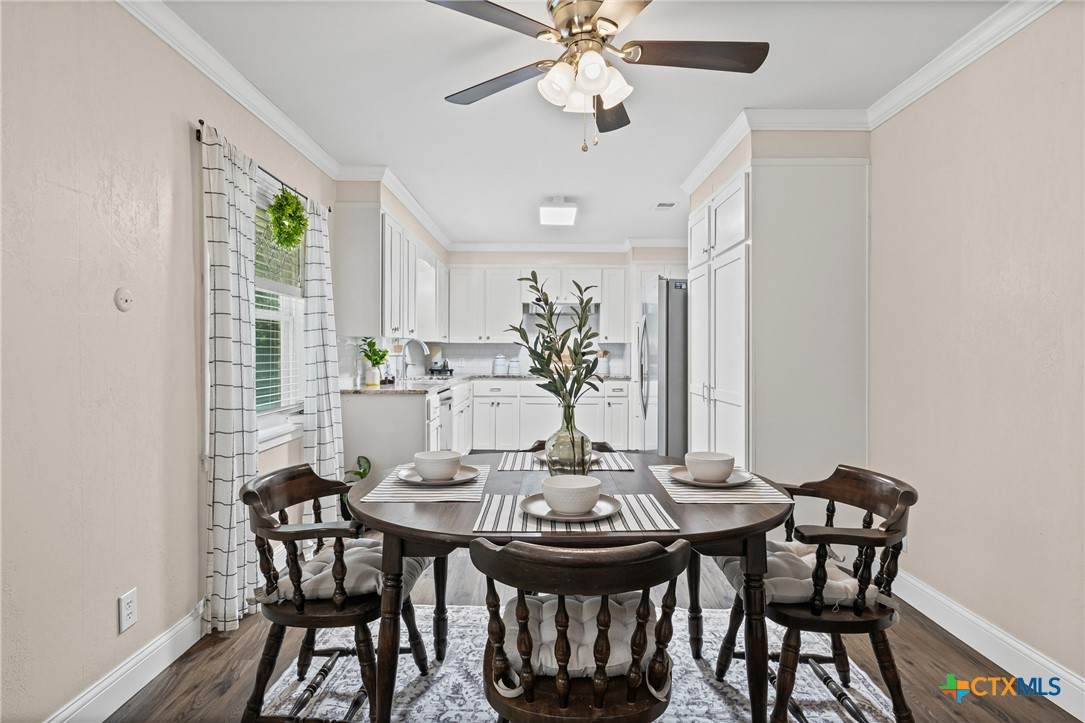 1603 Davis Avenue - Photo 1