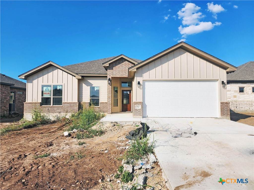 712 Eagle Claw Drive - Photo 1