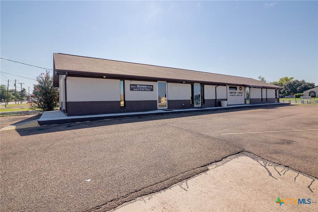 1001 Airline Road - Photo 1