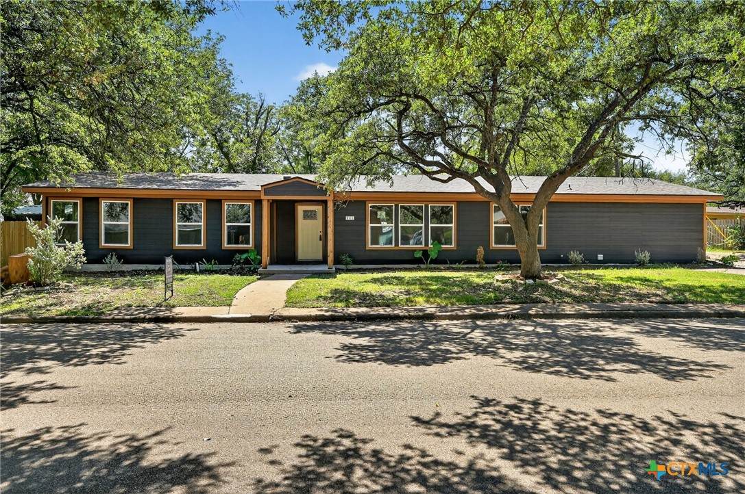 601 Zenith Avenue - Photo 1
