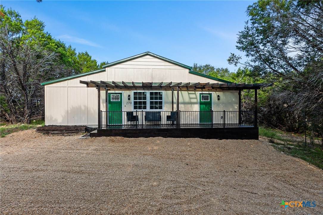 170 Circle Drive - Photo 1