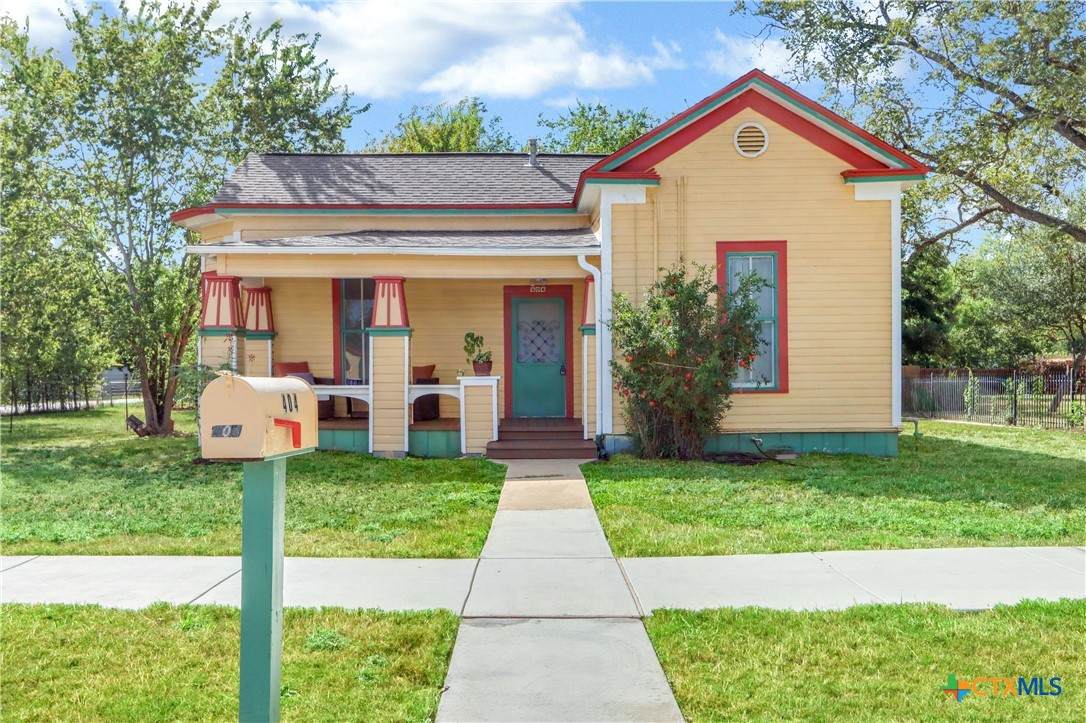 404 Milam Street - Photo 1