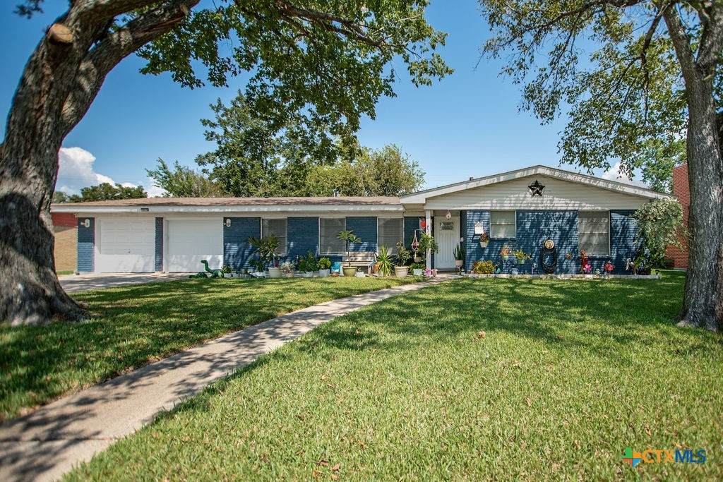 506 Brookhollow Drive - Photo 1