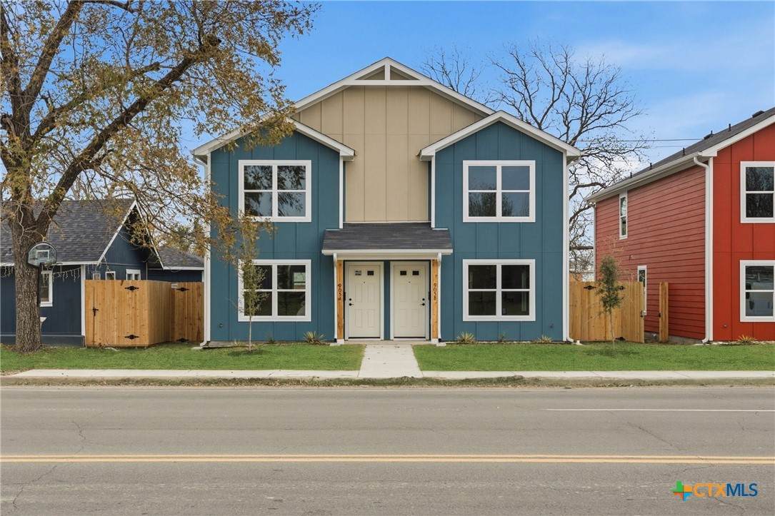 905 Martin Luther King Jr Lane - Photo 1