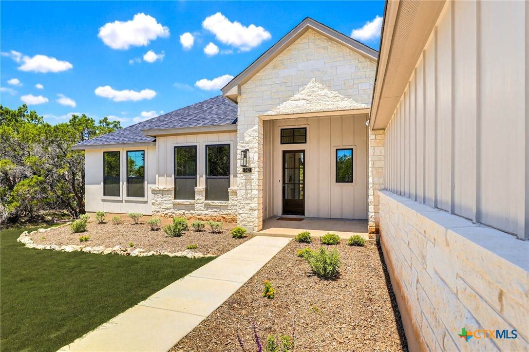 742 Rayner Ranch Boulevard - Photo 1