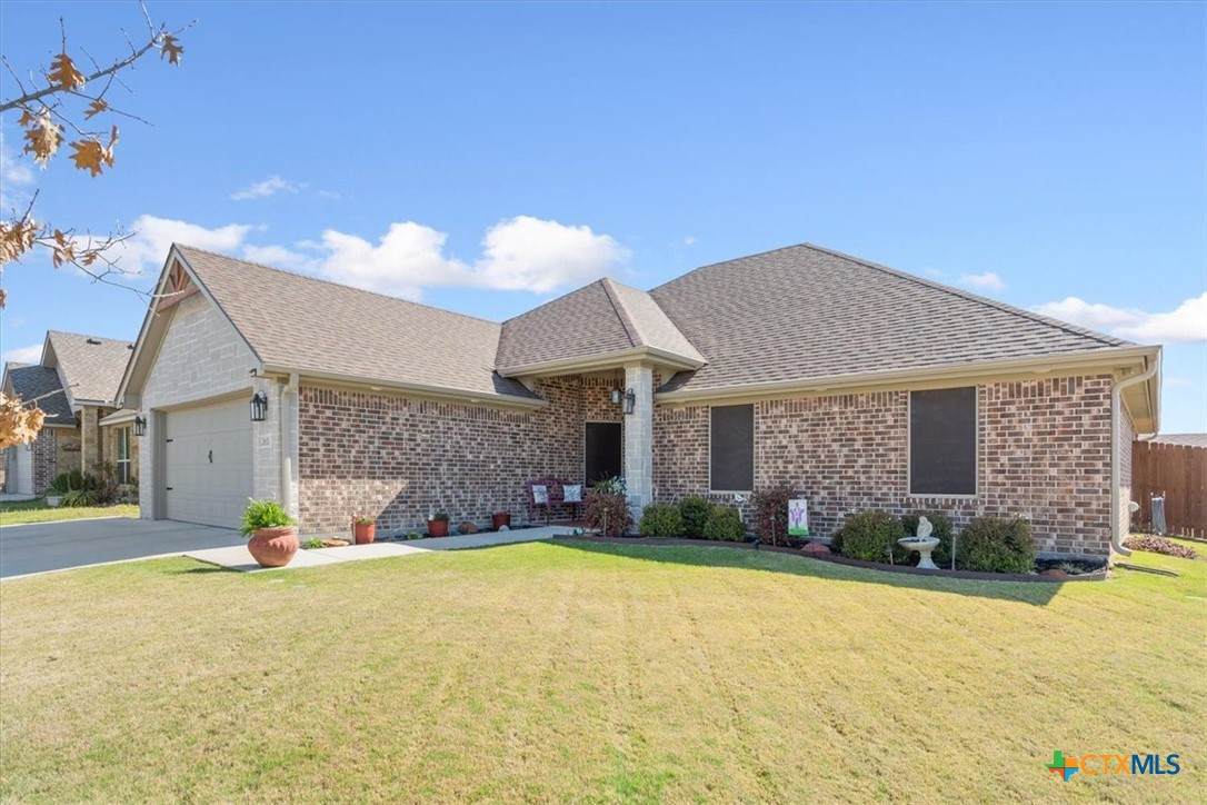 2611 Emerald Dove Drive - Photo 1