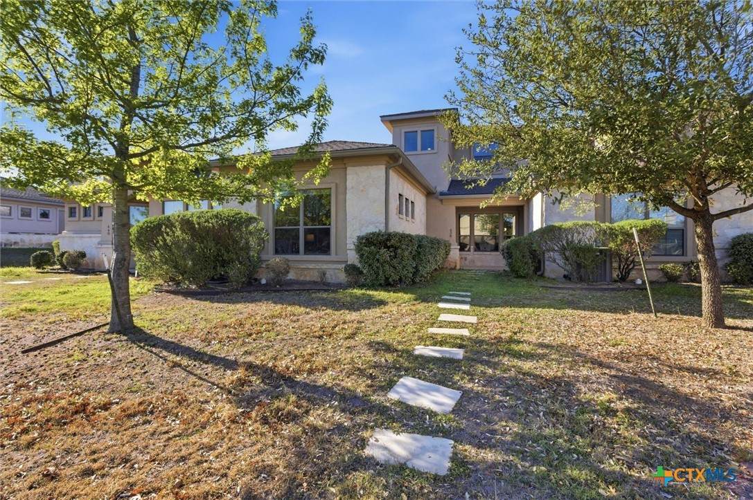 438 Stagecoach Trail - Photo 1