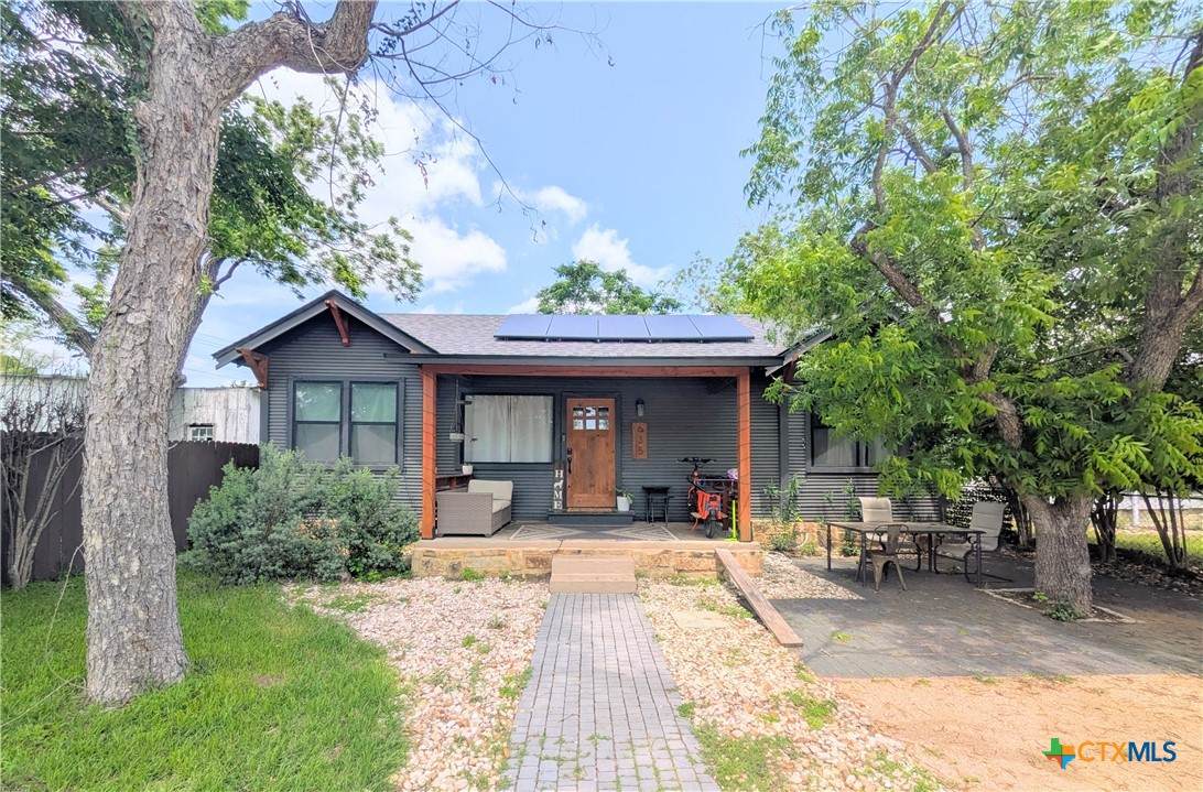 635 Camp Street - Photo 1