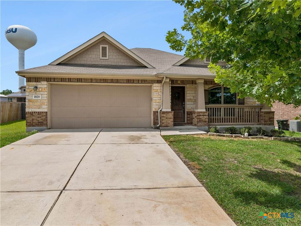 1820 Strawcove - Photo 1