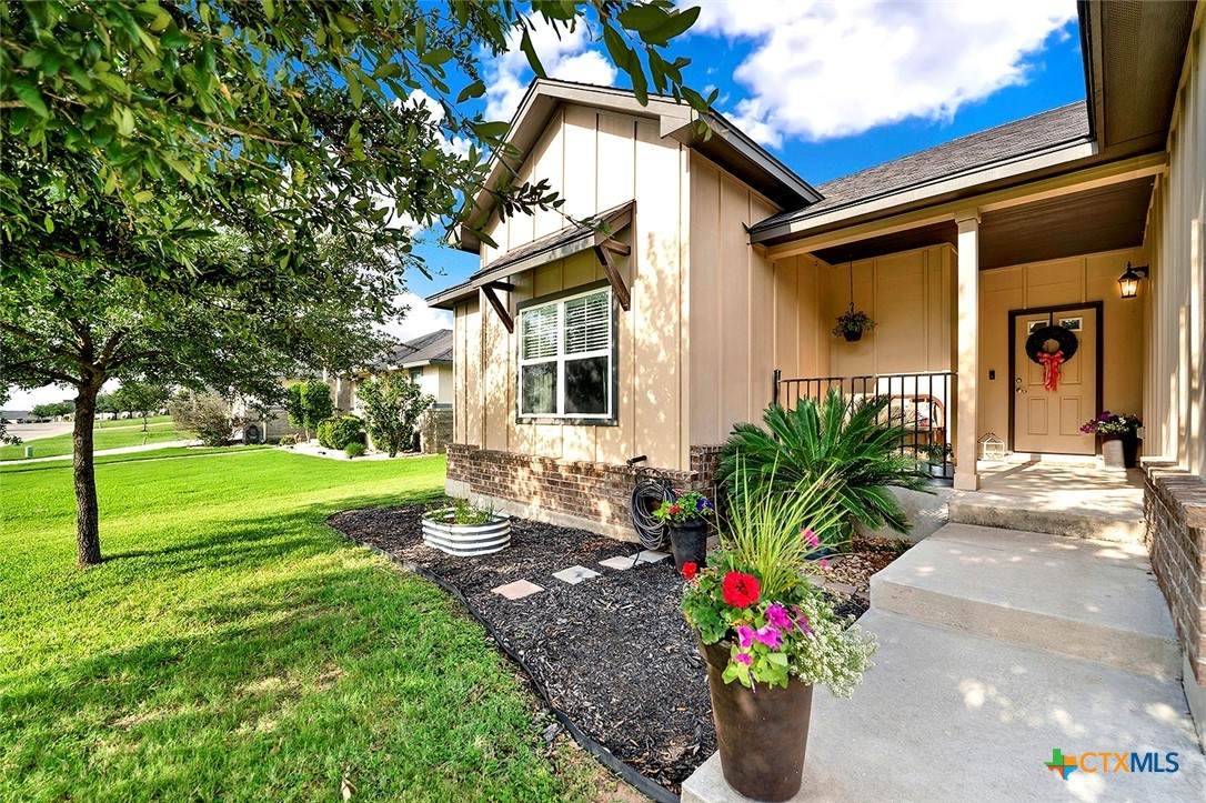 109 Grandview - Photo 1