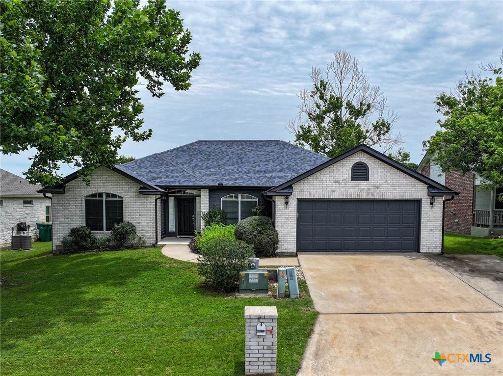 408 Spyglass Street - Photo 1