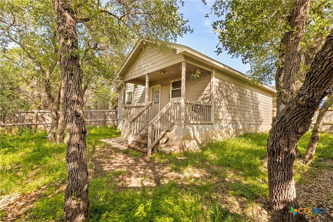 323 Lexington Pass - Photo 1