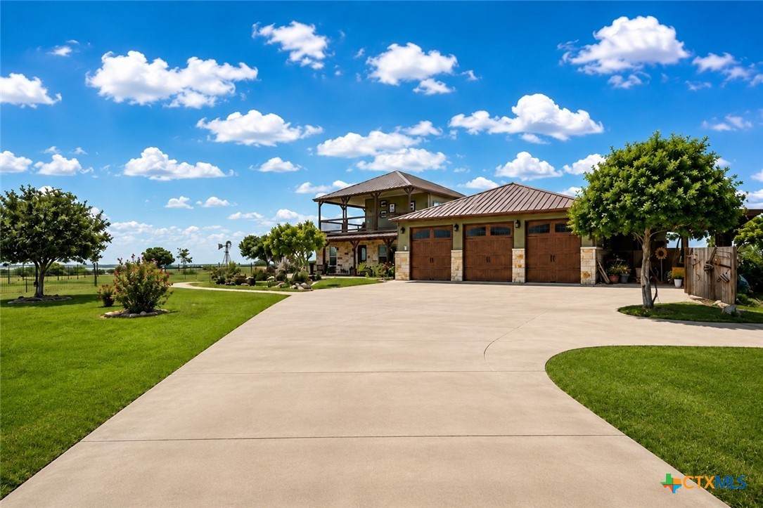 623 Nakishwana Circle - Photo 1