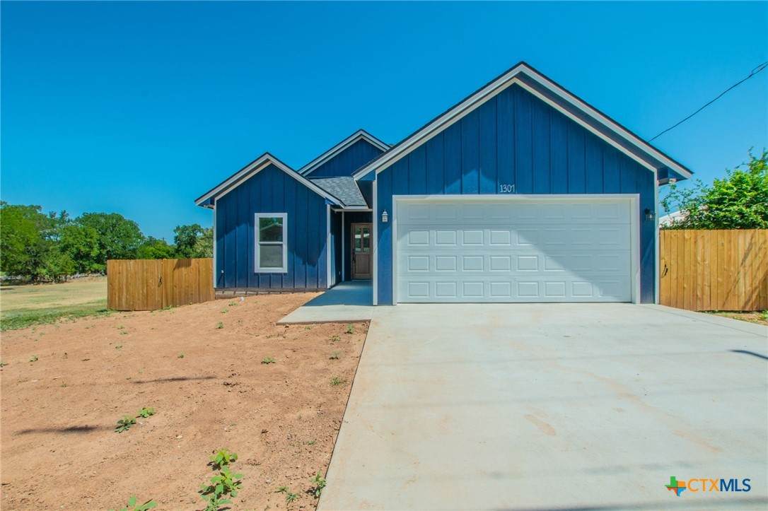 1307 Saint Louis Street - Photo 1