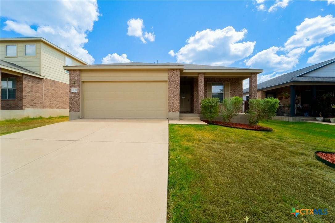 6607 Taree Loop - Photo 1