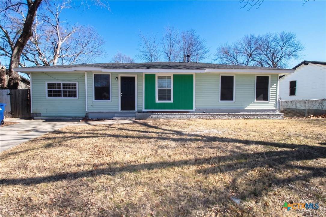 709 11th Street - Photo 1