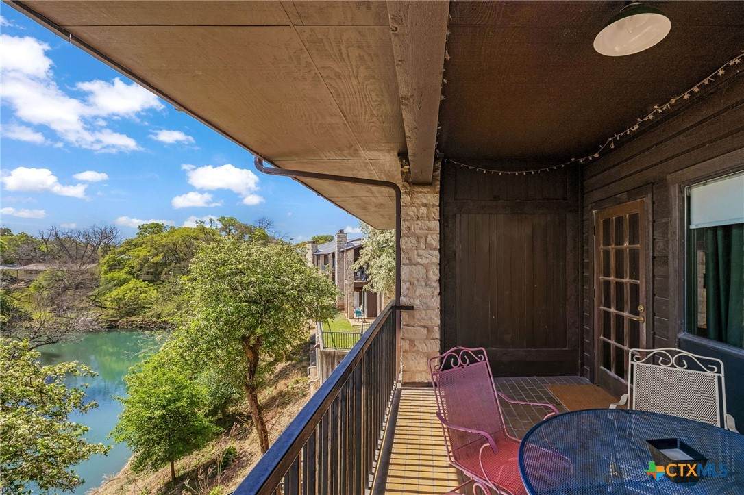 371 Lincoln Street - Photo 1