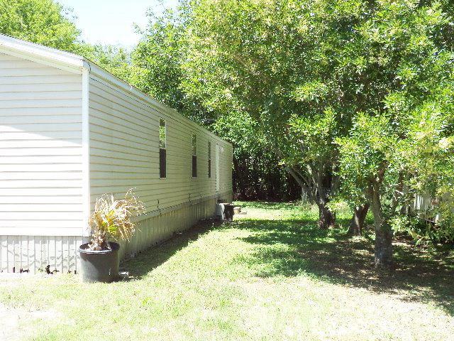 208 Houston - Photo 1