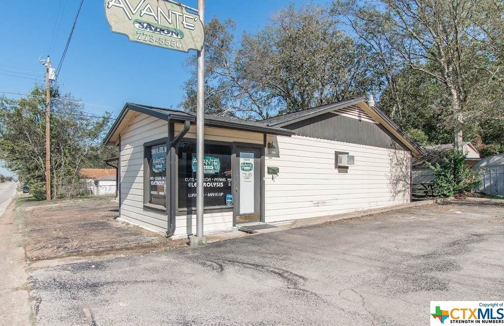 2008 Avenue M - Photo 1