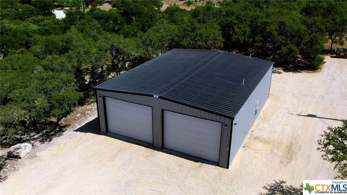 7657 Fm 32 - Photo 1