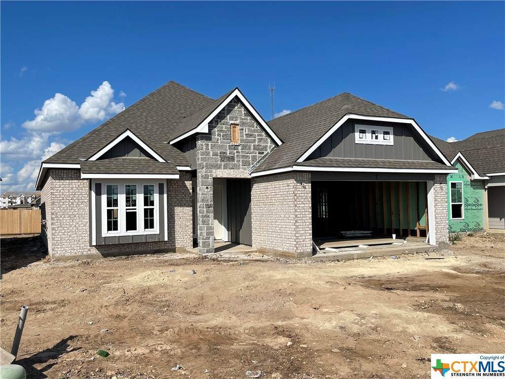 1020 Shelby Drive - Photo 1