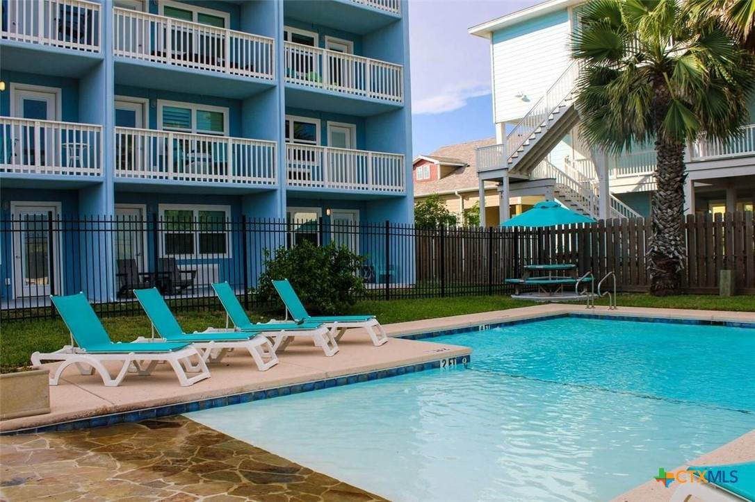 407 Beach Avenue - Photo 1