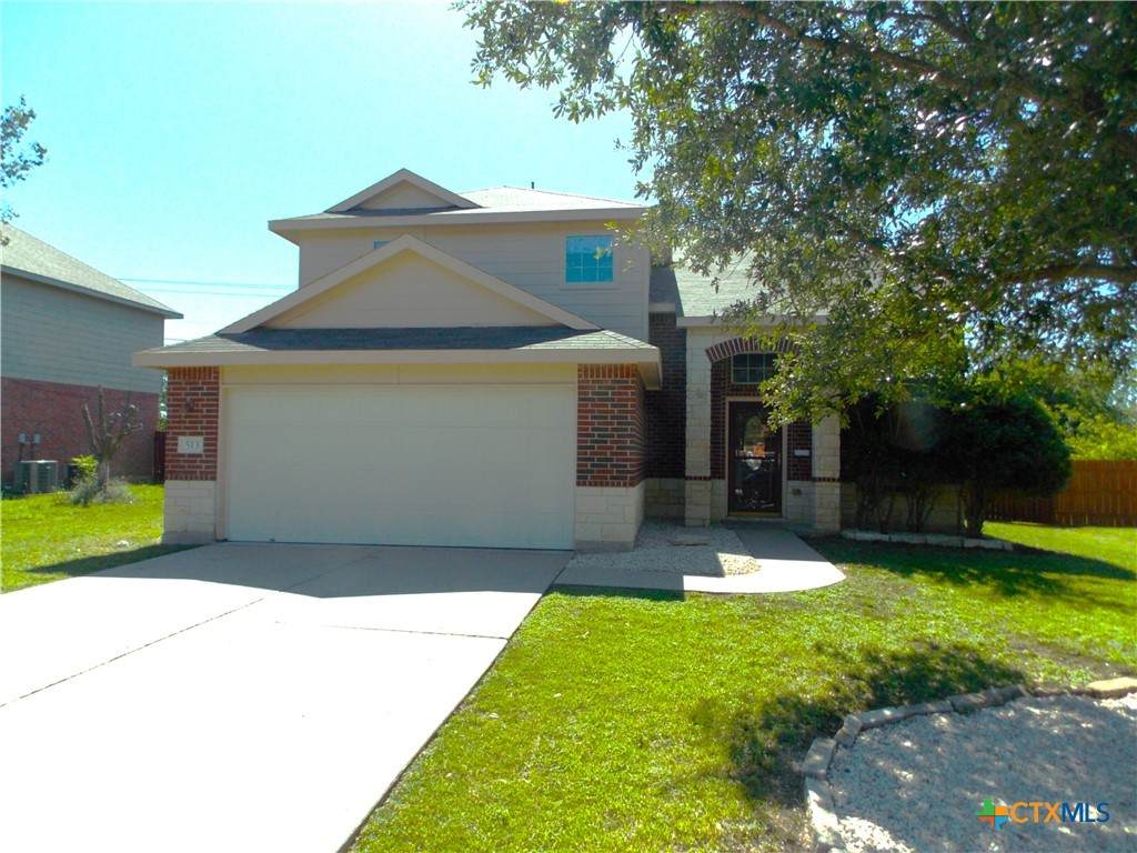 513 Pumpkin Drive - Photo 1