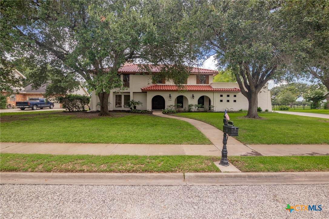 213 Tracy Lane - Photo 1
