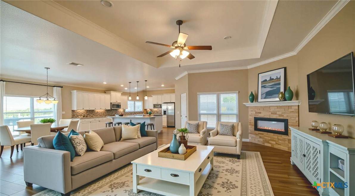 7803 Hathaway Lane - Photo 1